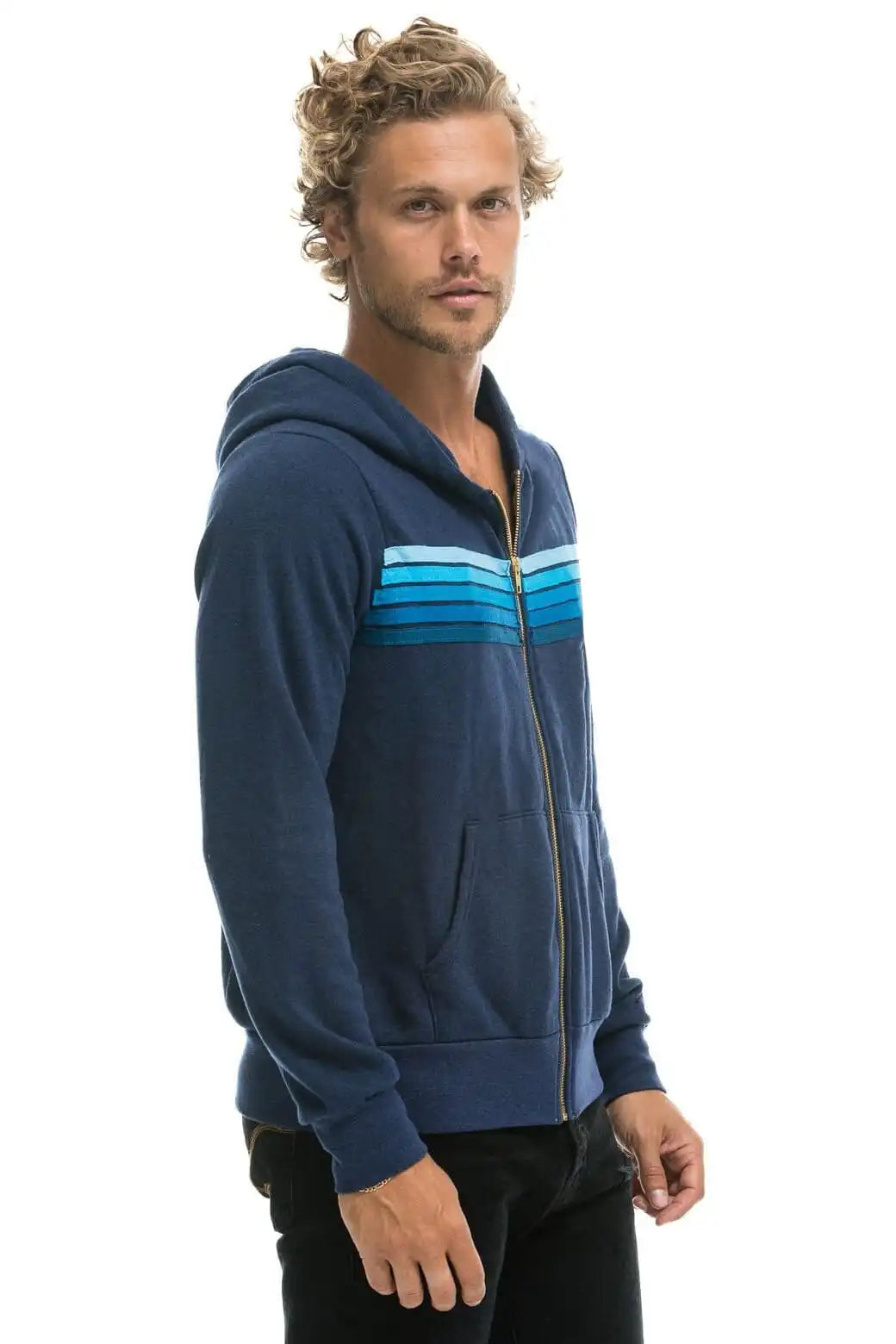 aviatornationhoodie.it.com