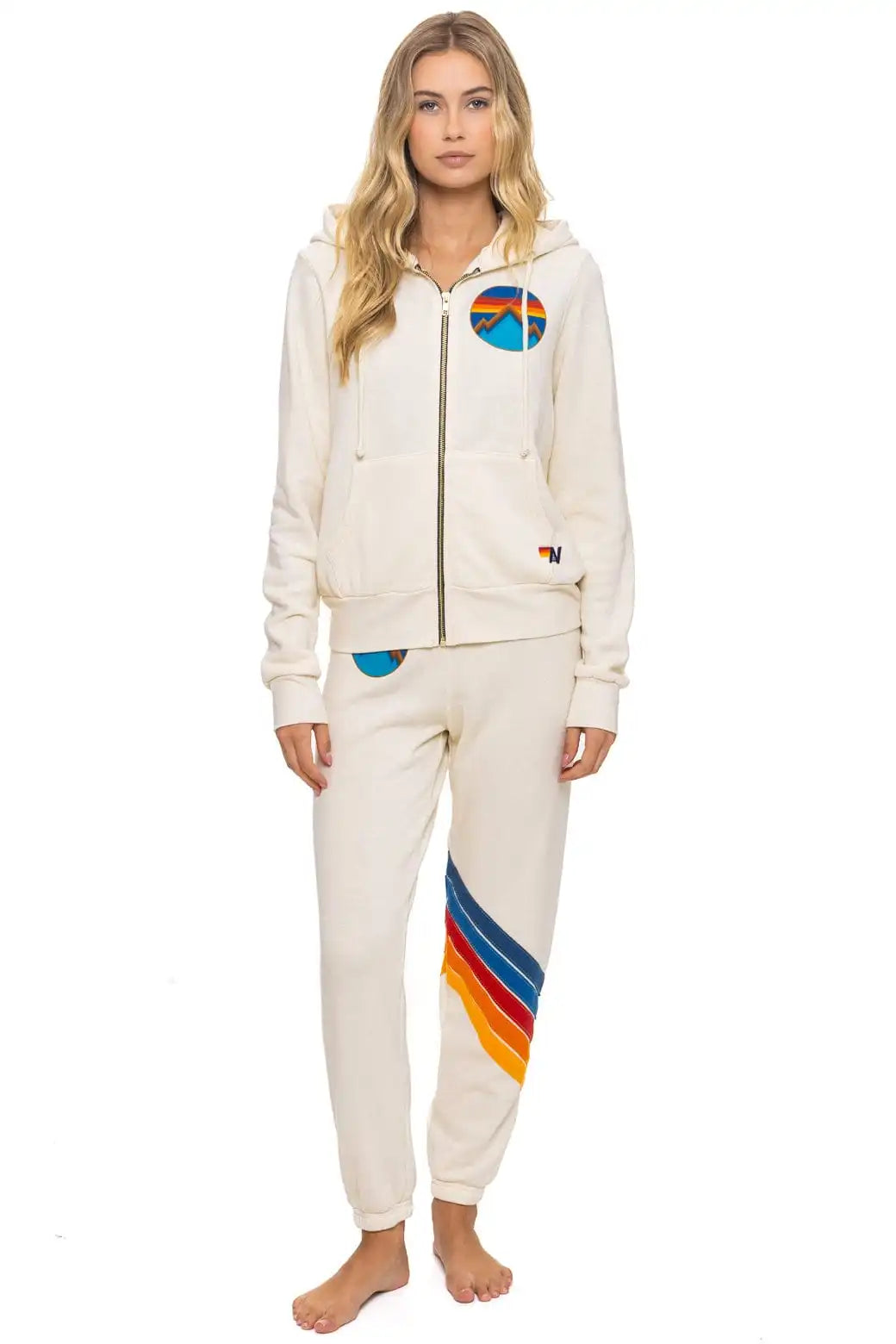 aviatornationhoodie.it.com