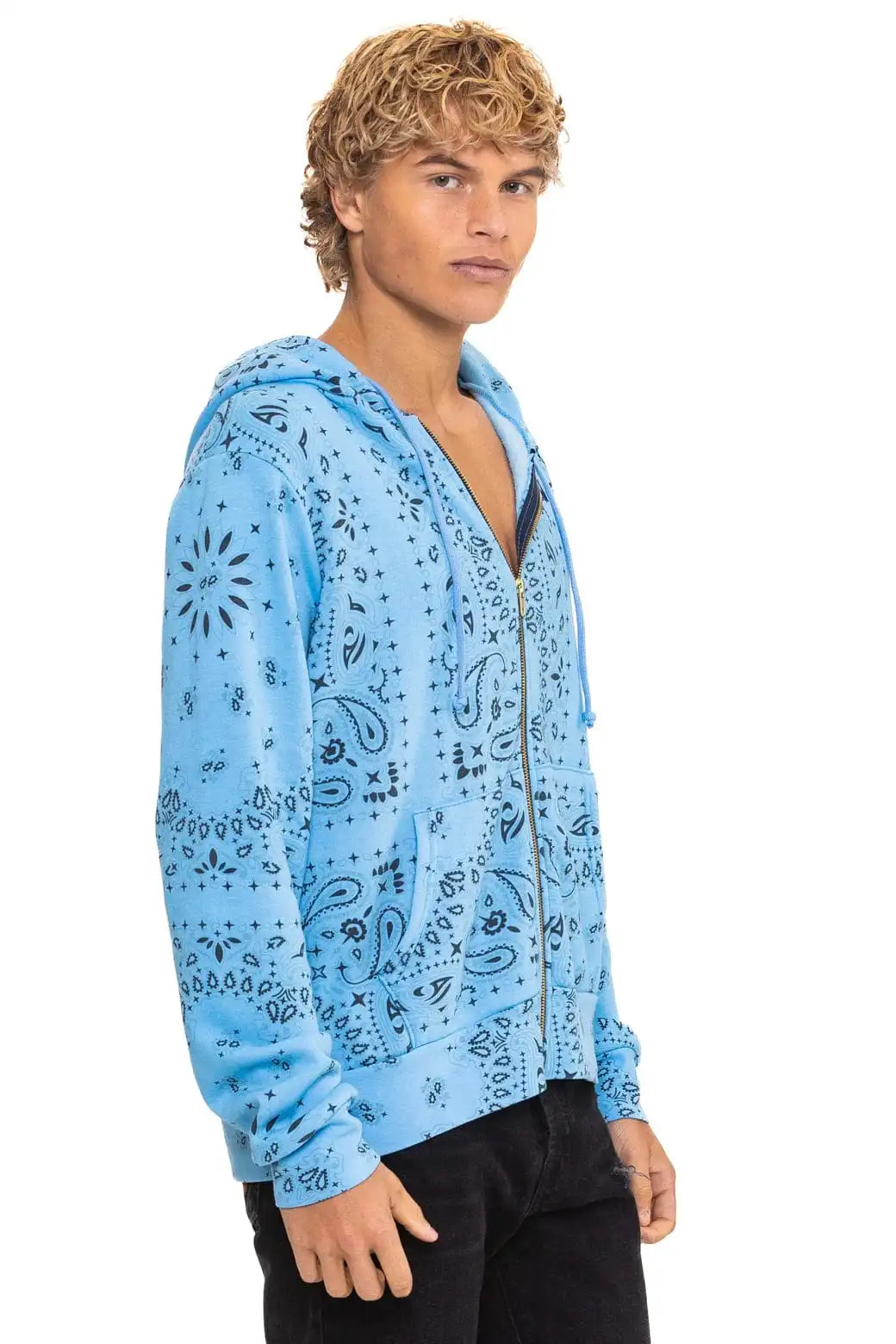 aviatornationhoodie.it.com