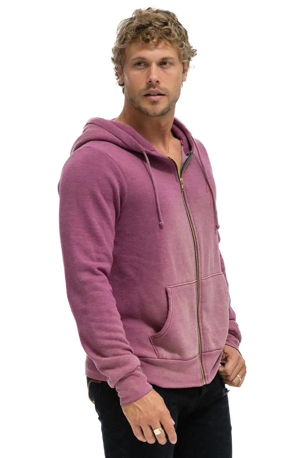aviatornationhoodie.it.com