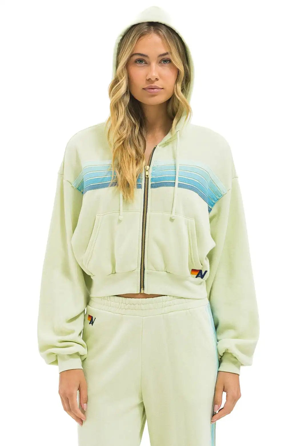 aviatornationhoodie.it.com