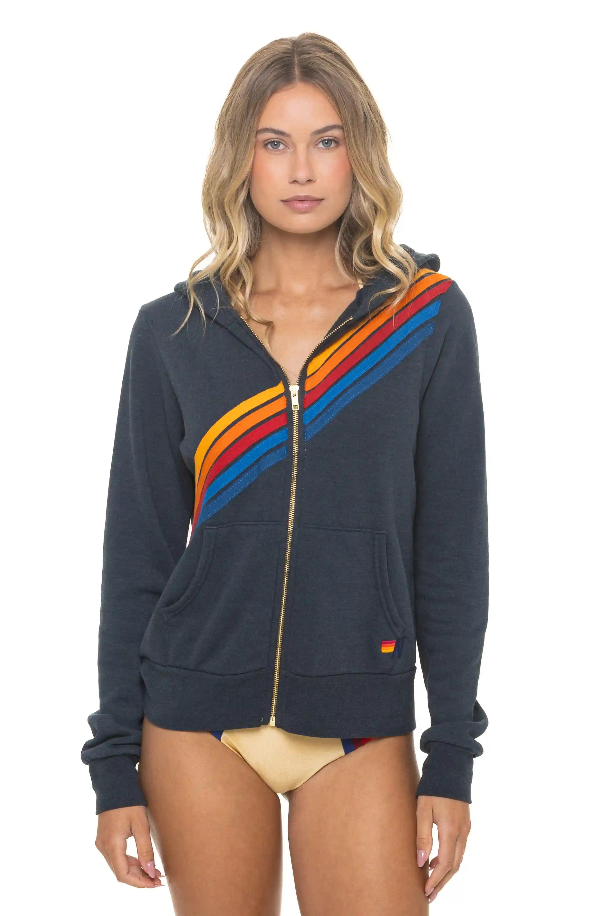 aviatornationhoodie.it.com