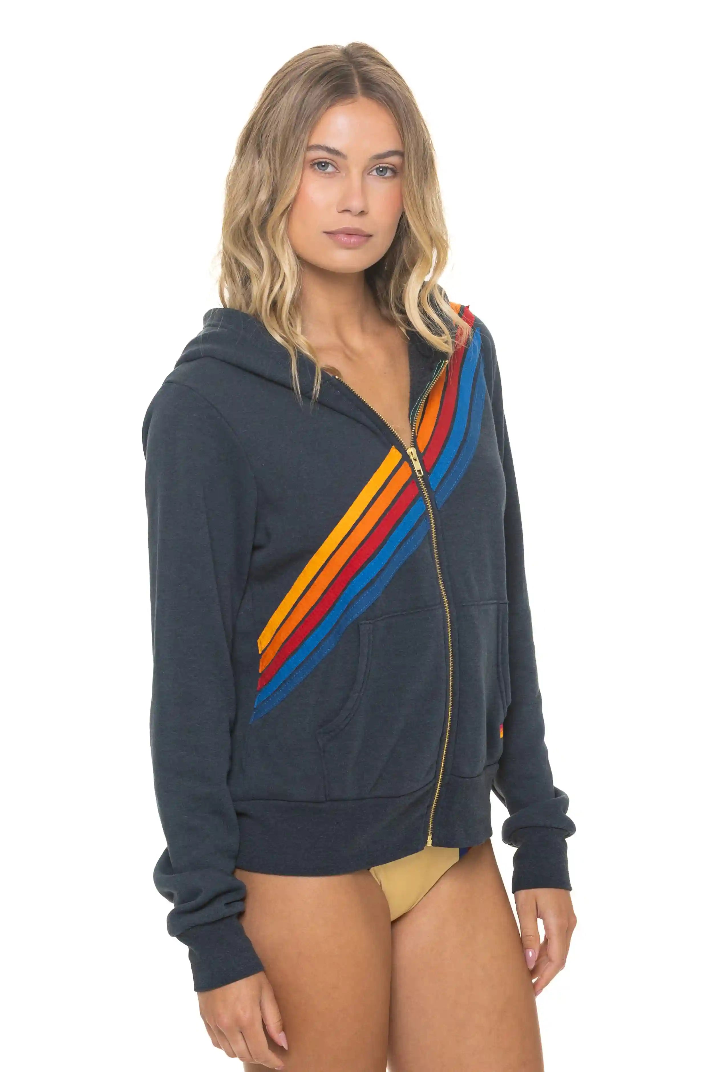 aviatornationhoodie.it.com
