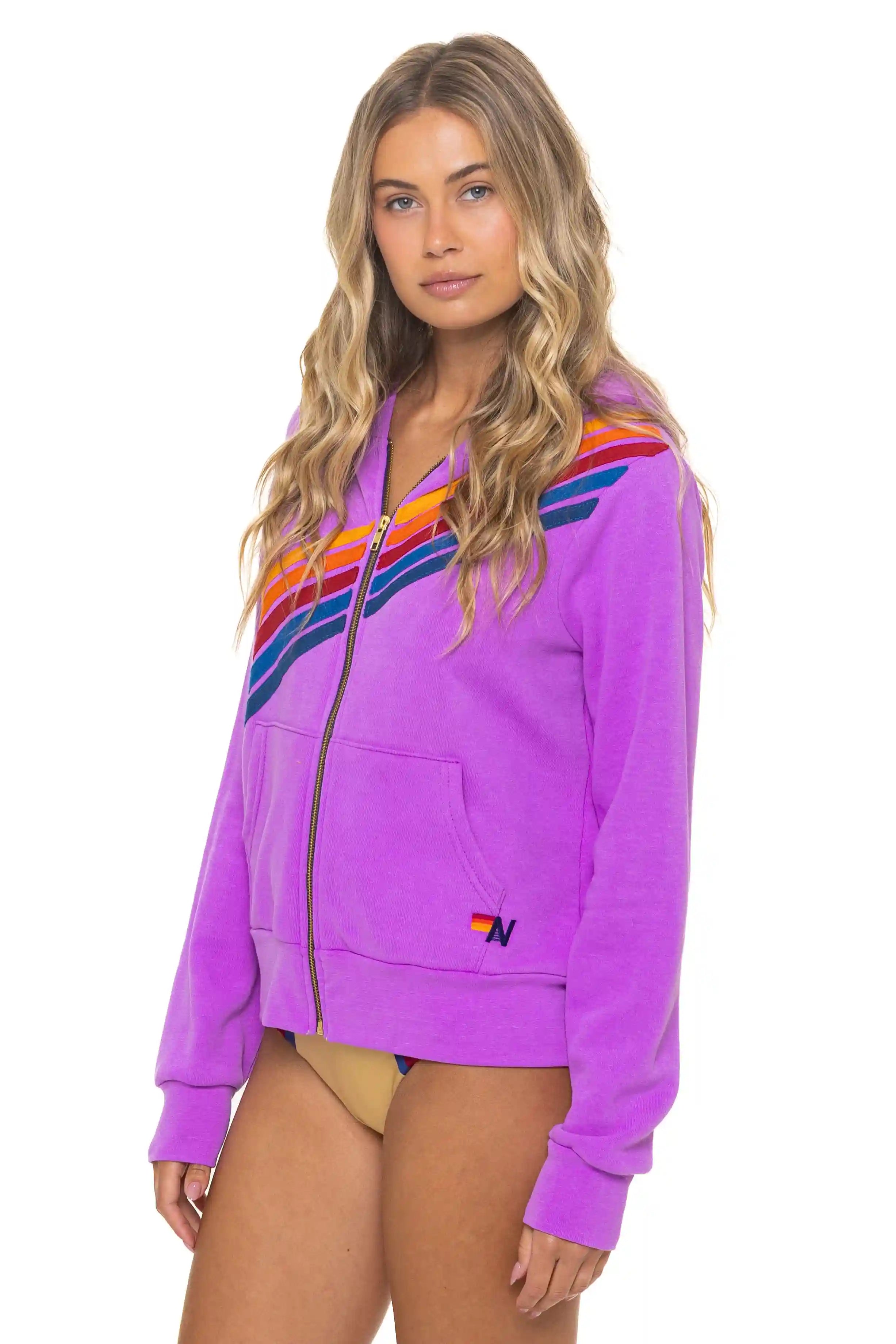 aviatornationhoodie.it.com