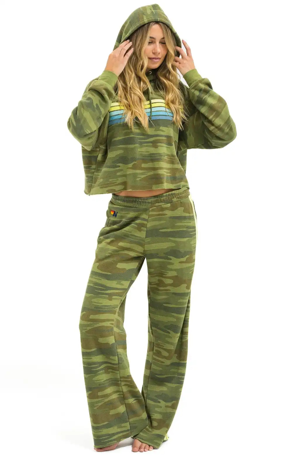 aviatornationhoodie.it.com