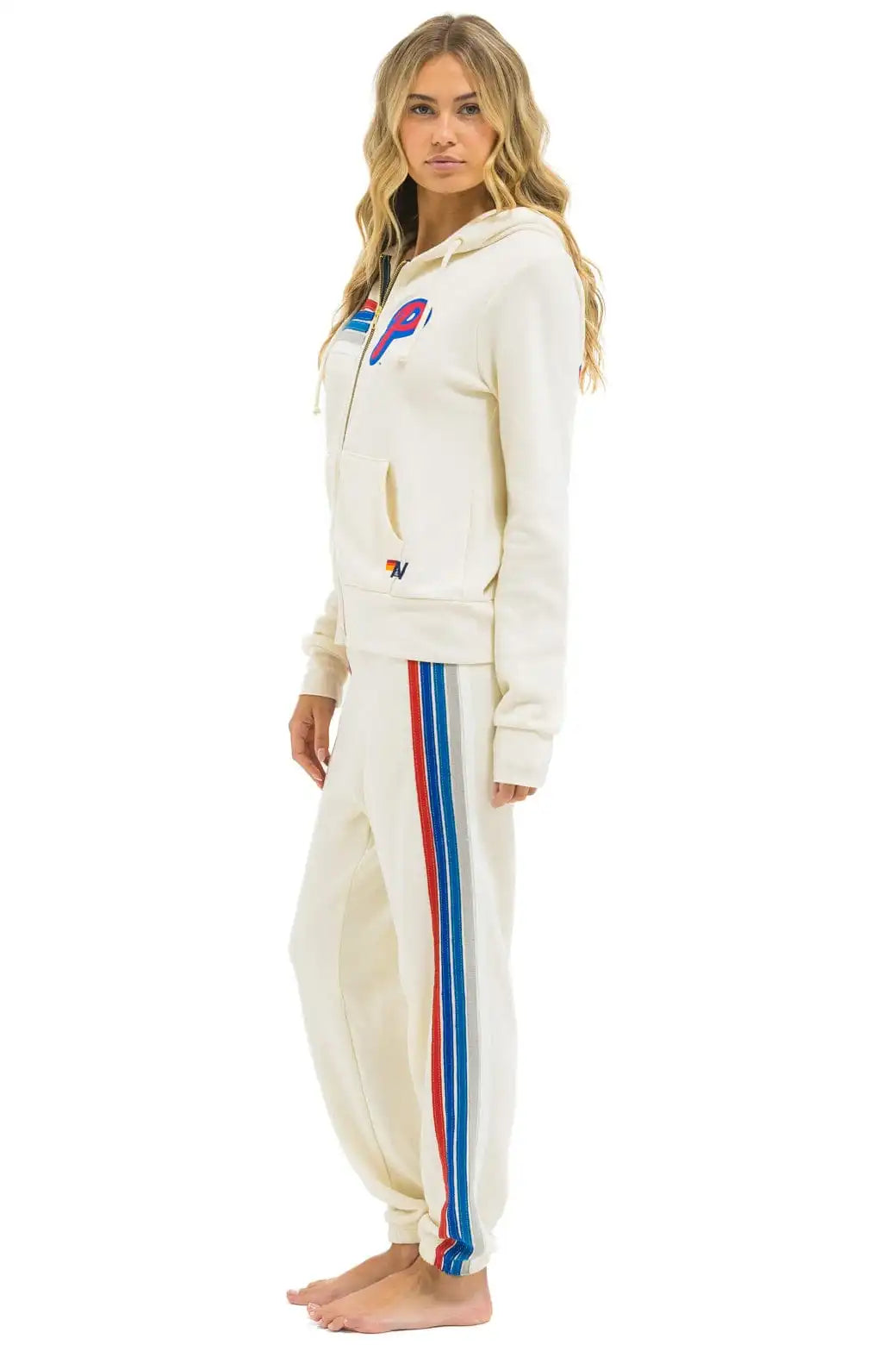 aviatornationhoodie.it.com