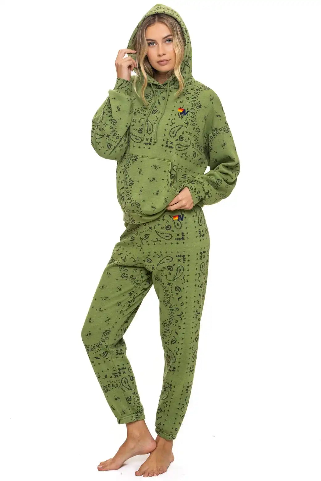 aviatornationhoodie.it.com