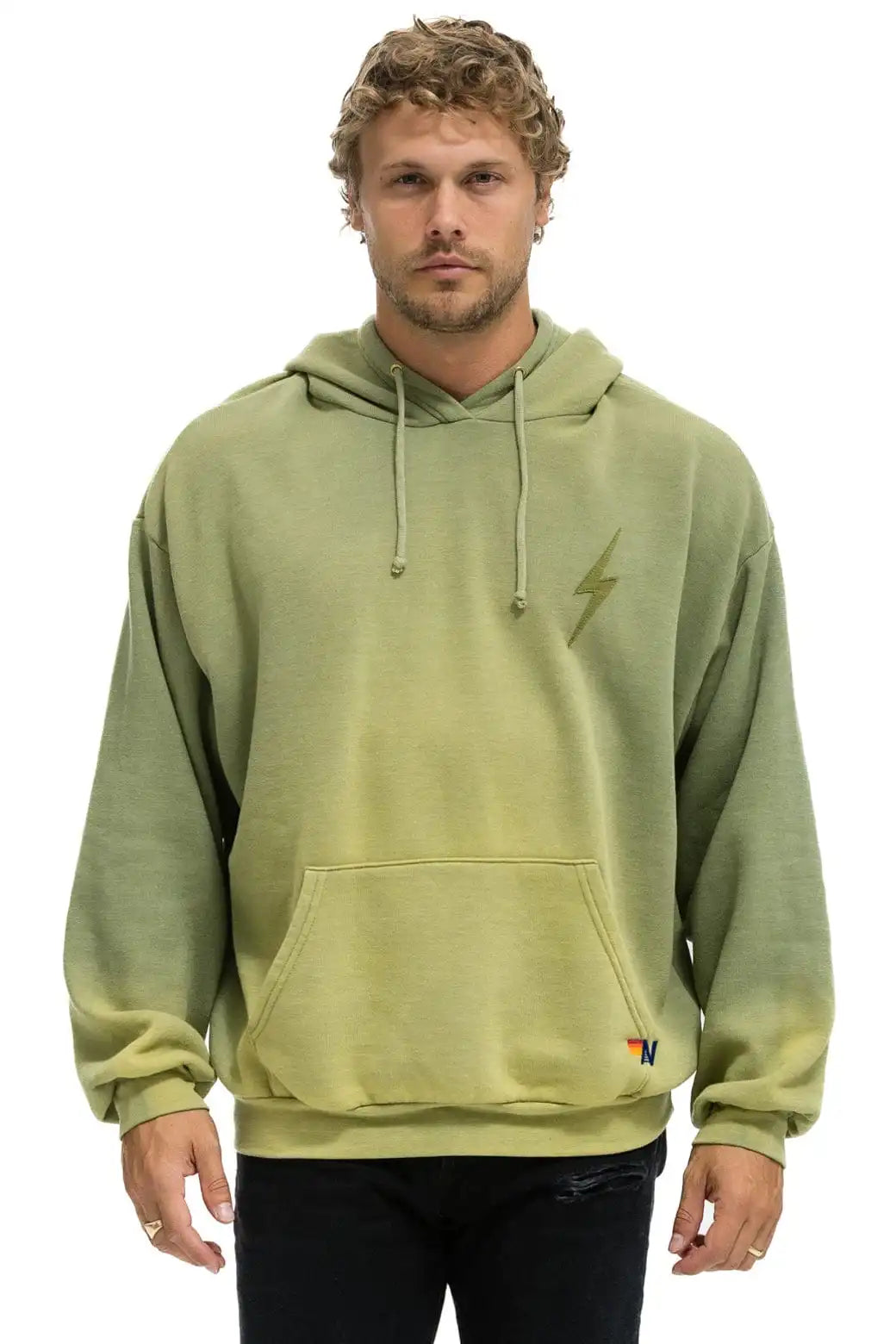 aviatornationhoodie.it.com