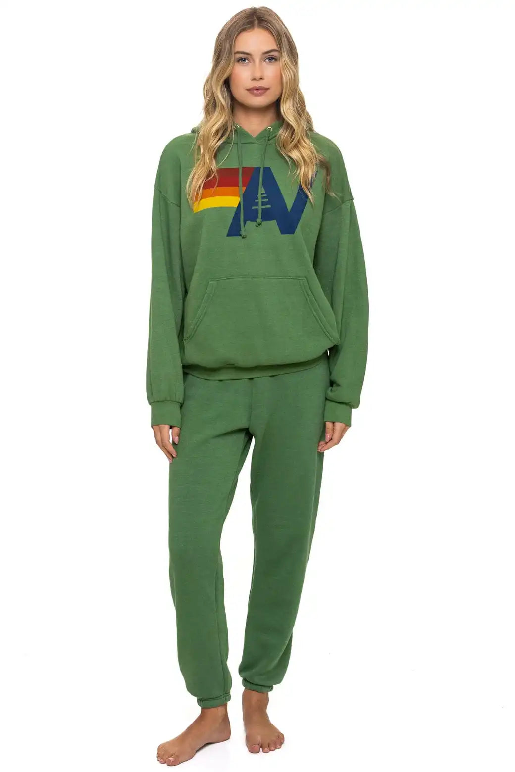 aviatornationhoodie.it.com