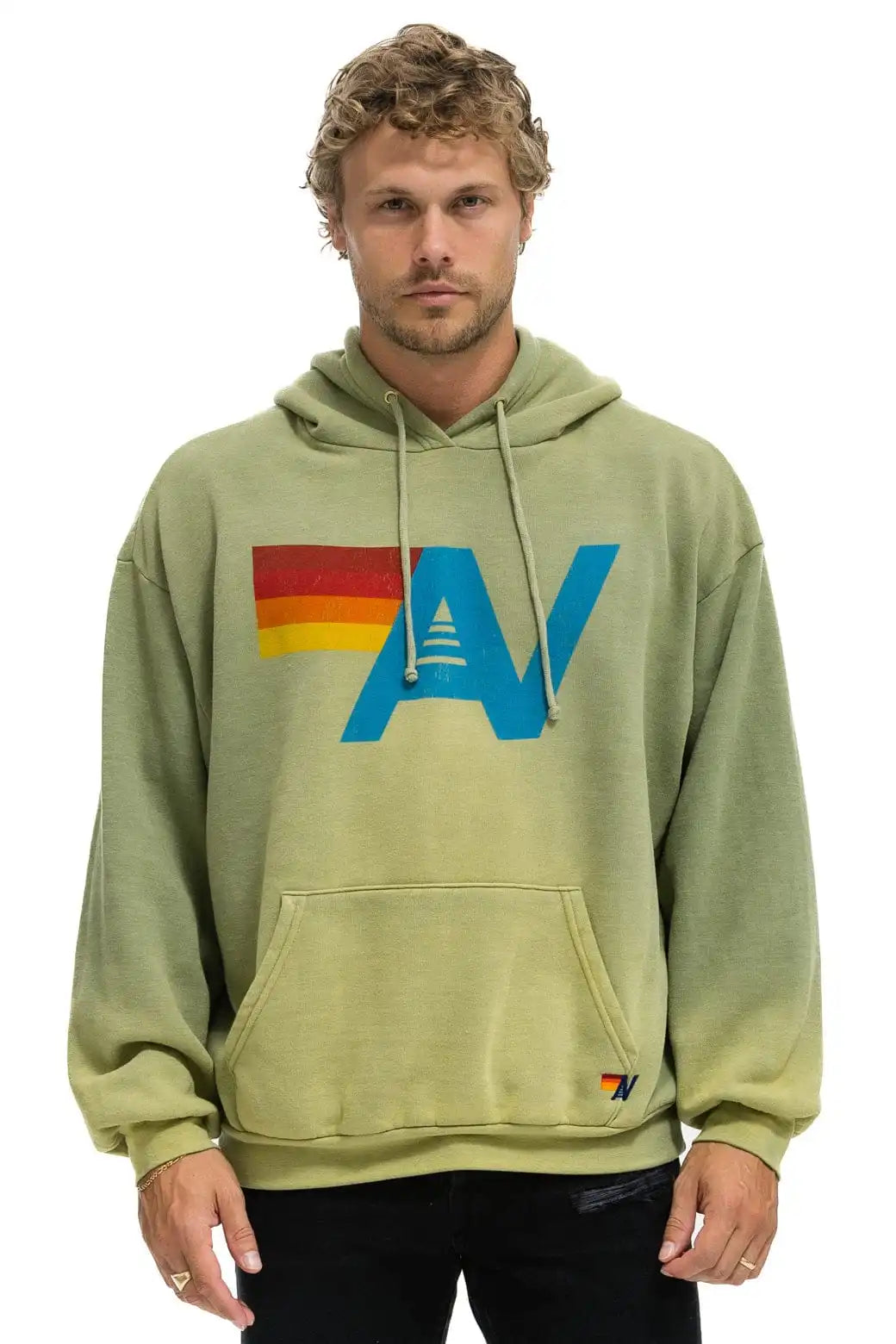 aviatornationhoodie.it.com