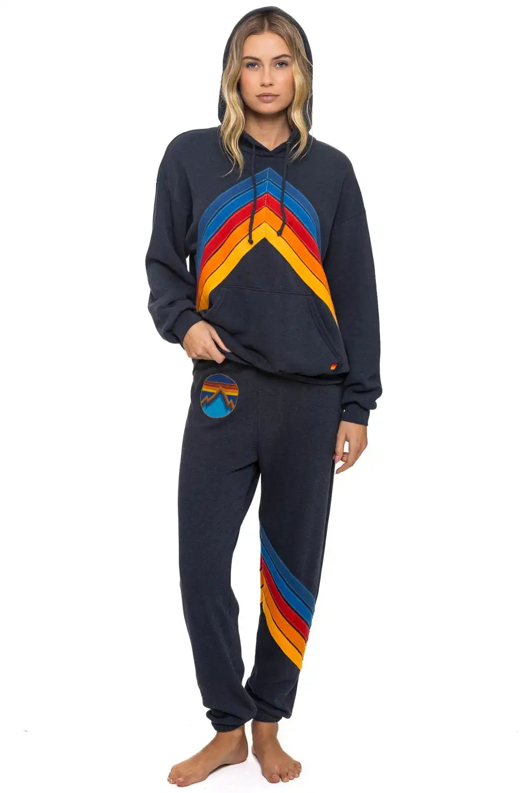 aviatornationhoodie.it.com