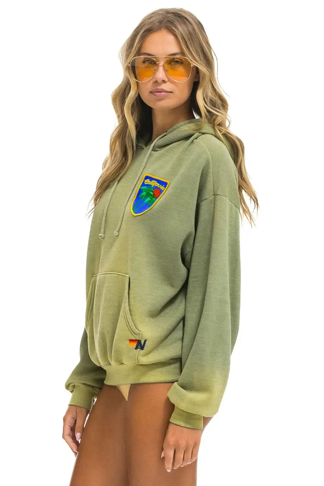 aviatornationhoodie.it.com