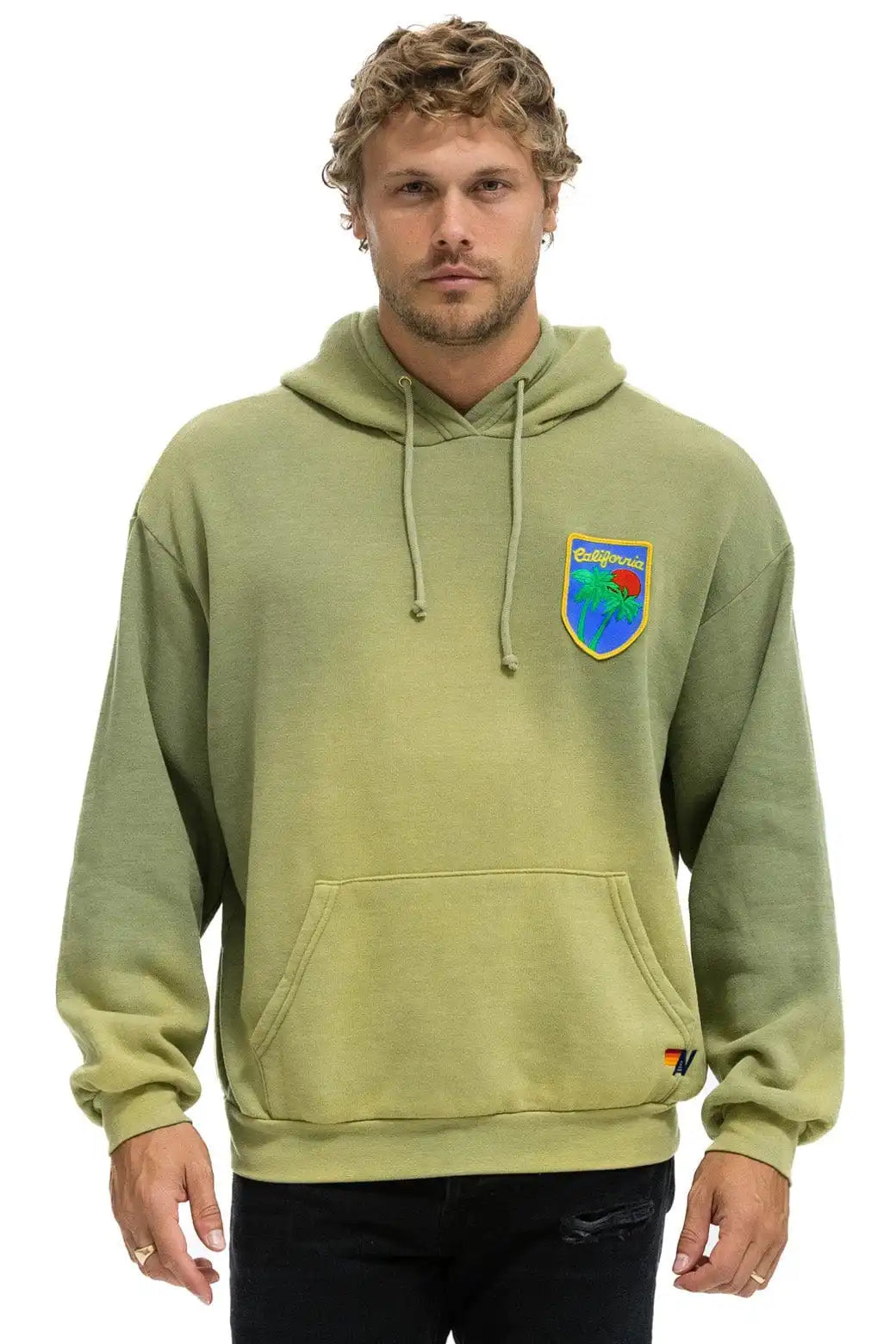 aviatornationhoodie.it.com