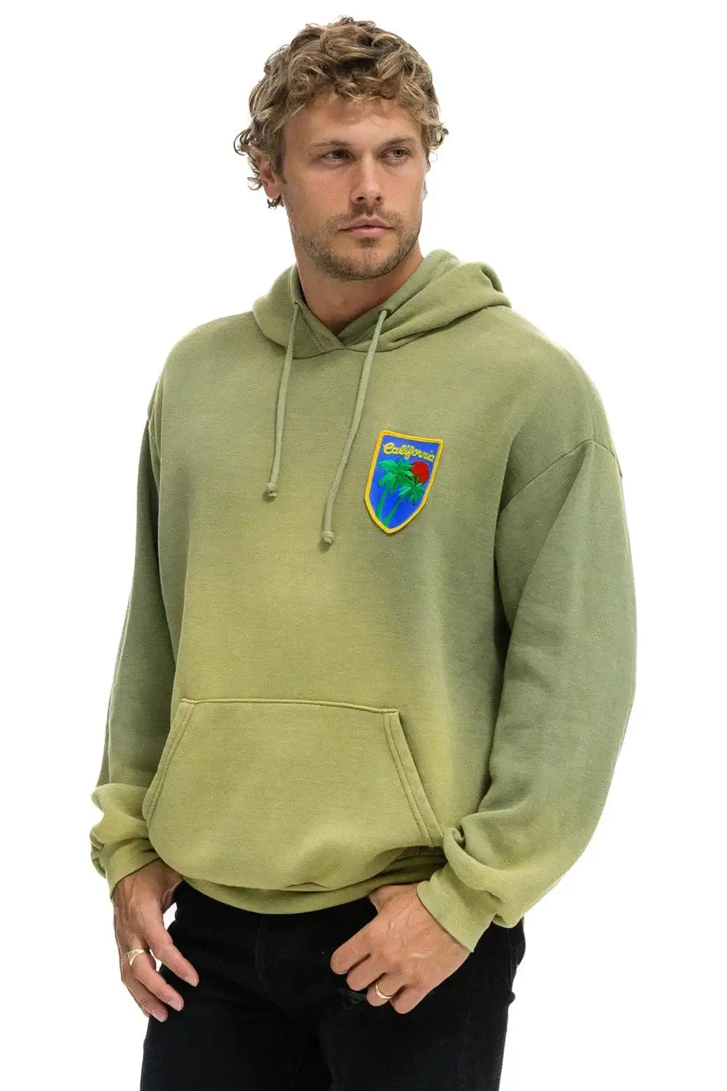 aviatornationhoodie.it.com