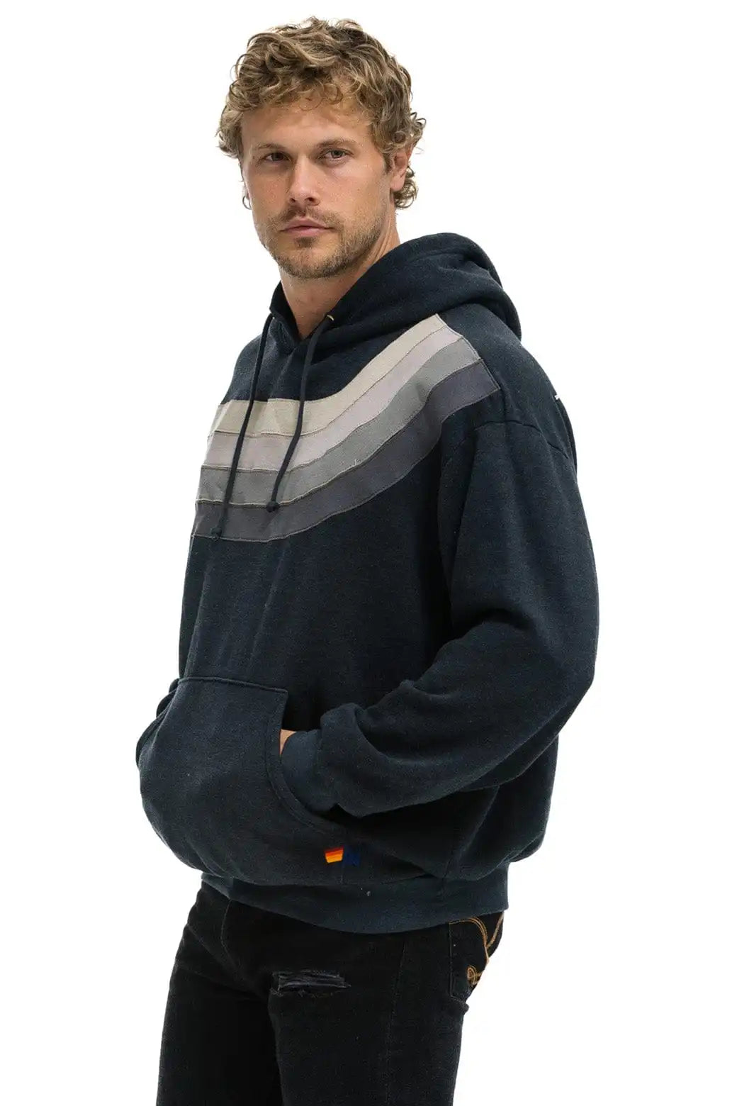 aviatornationhoodie.it.com