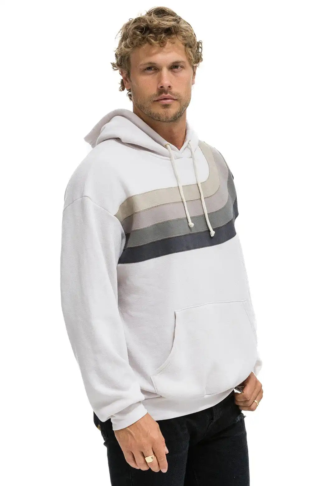 aviatornationhoodie.it.com