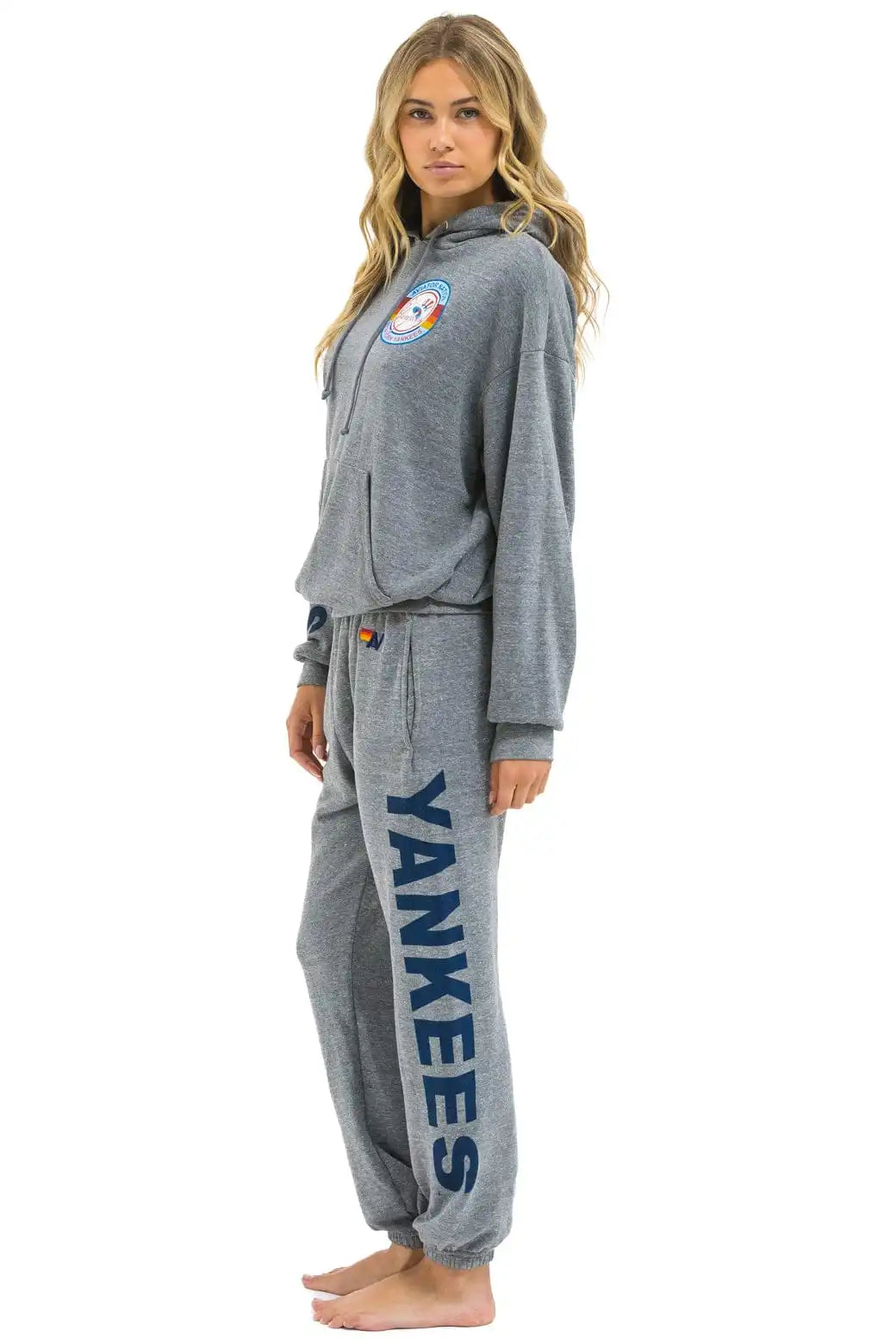 aviatornationhoodie.it.com