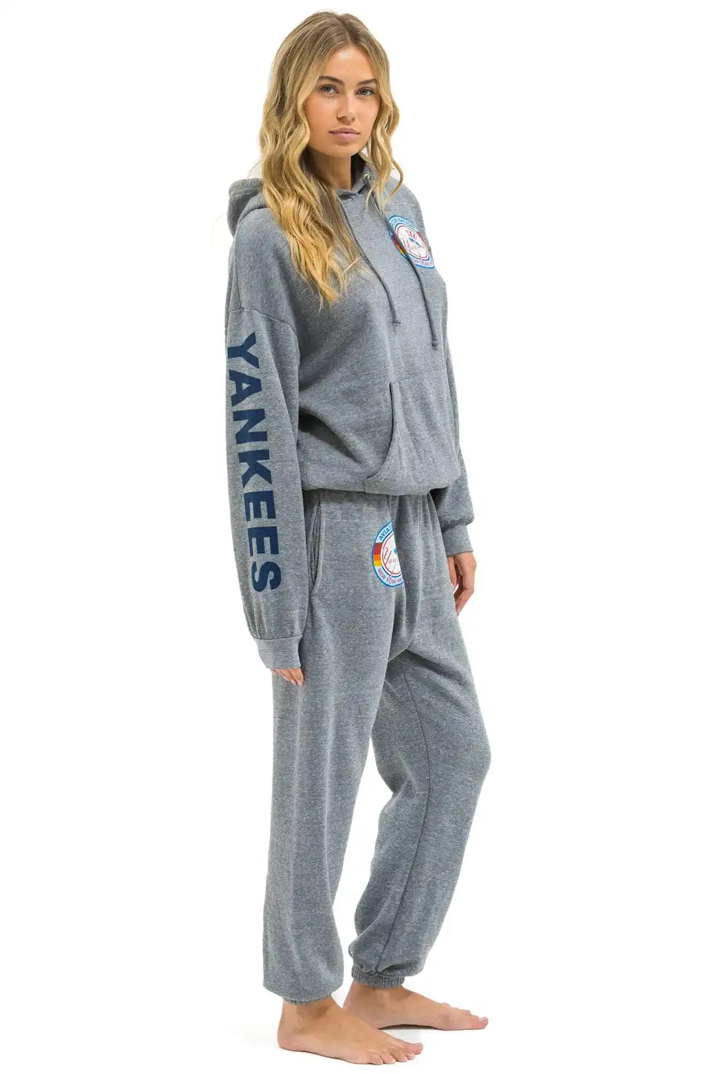 aviatornationhoodie.it.com