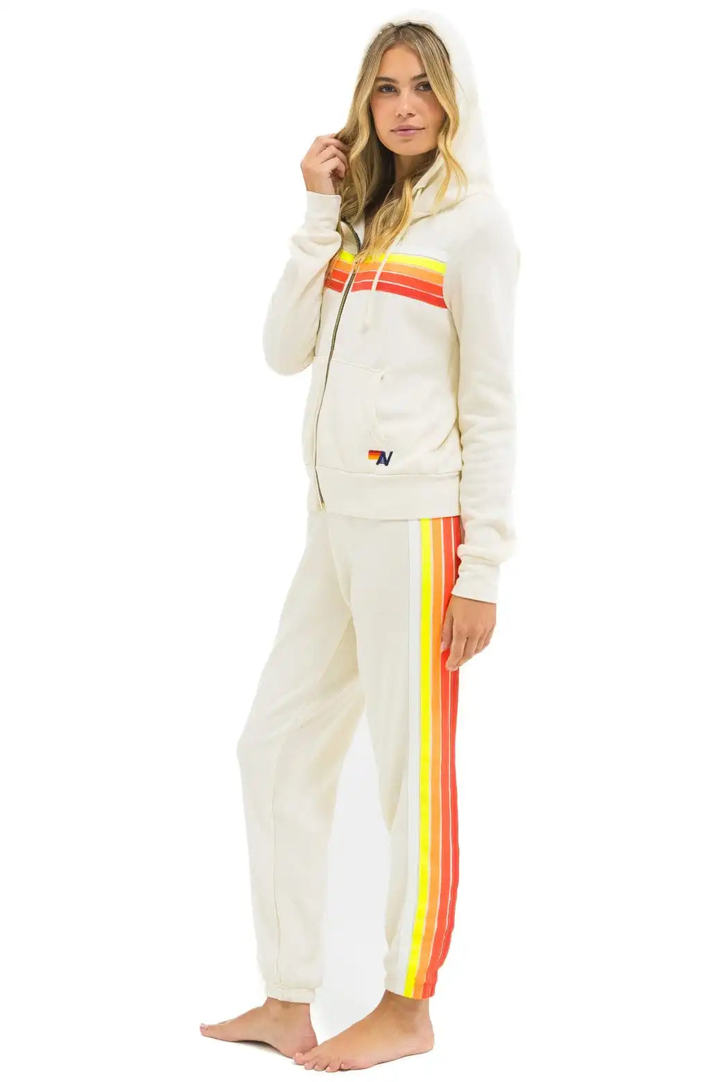 aviatornationhoodie.it.com