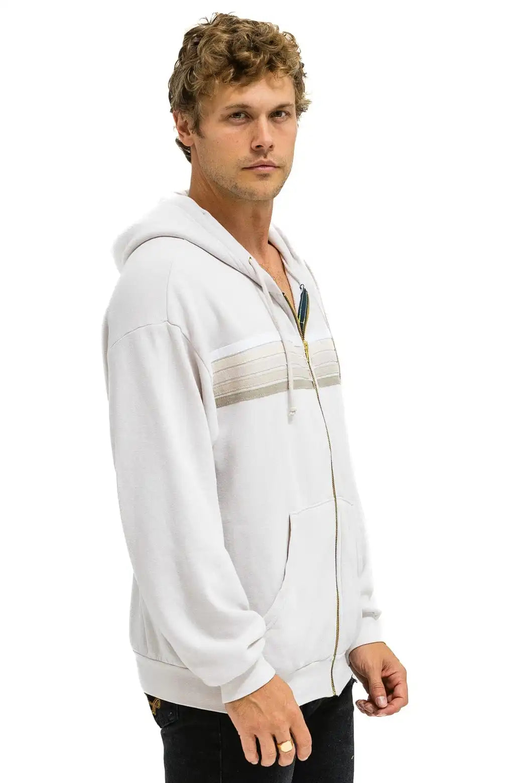 aviatornationhoodie.it.com