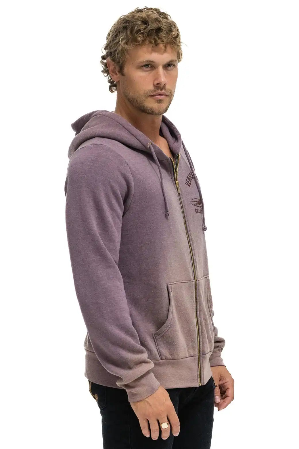 aviatornationhoodie.it.com