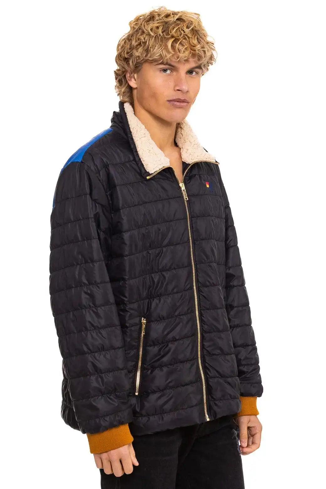 aviatornationhoodie.it.com