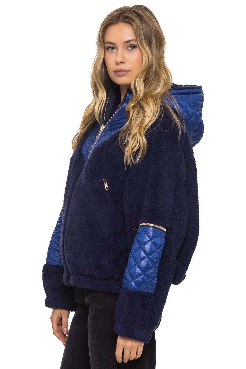 aviatornationhoodie.it.com