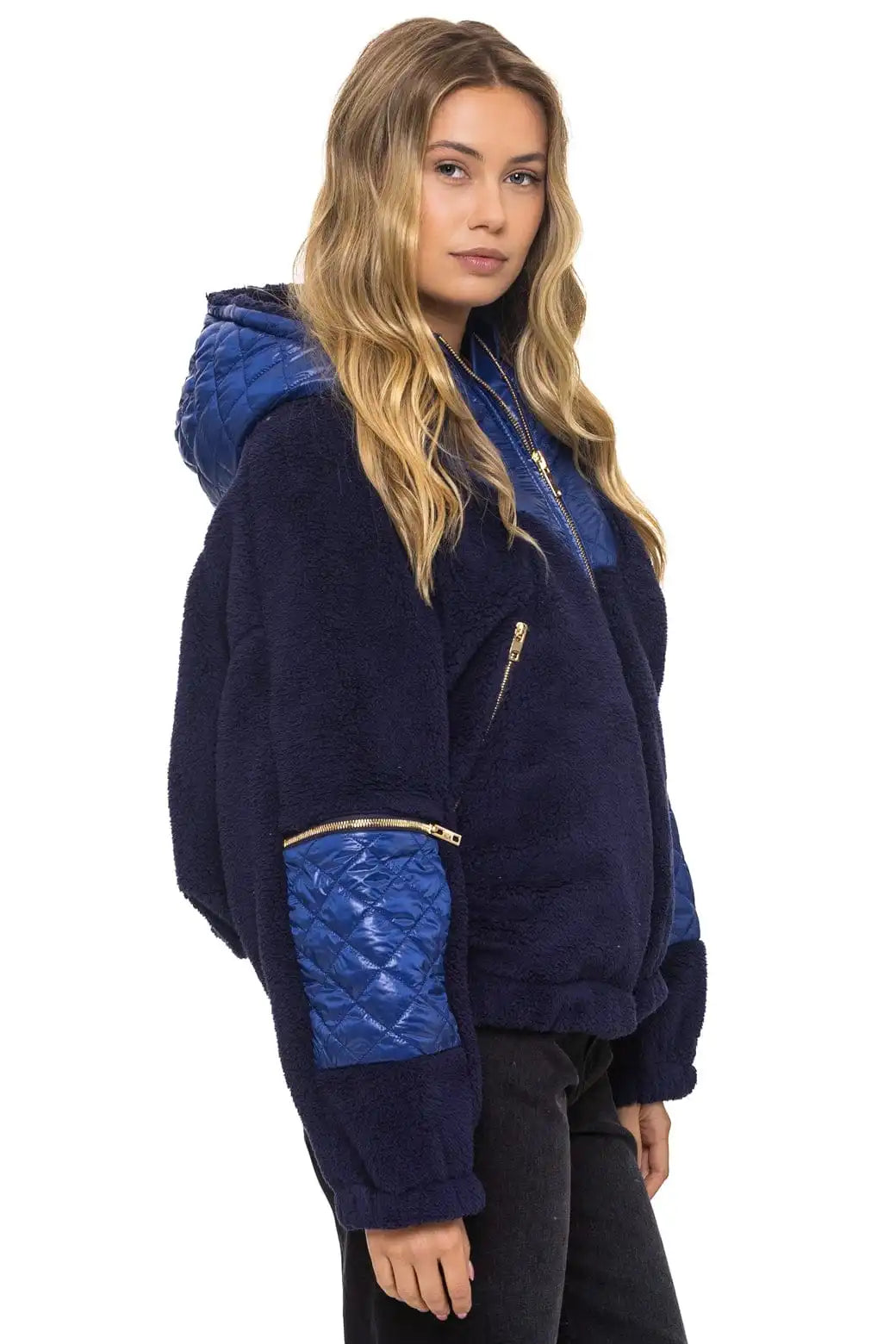 aviatornationhoodie.it.com