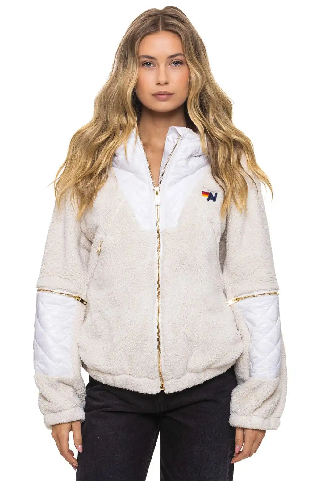 aviatornationhoodie.it.com