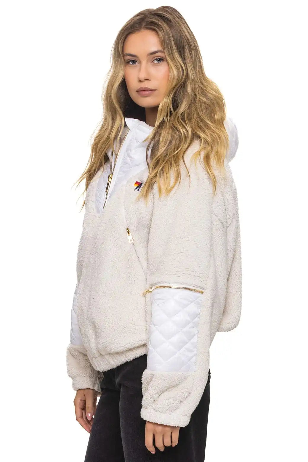 aviatornationhoodie.it.com
