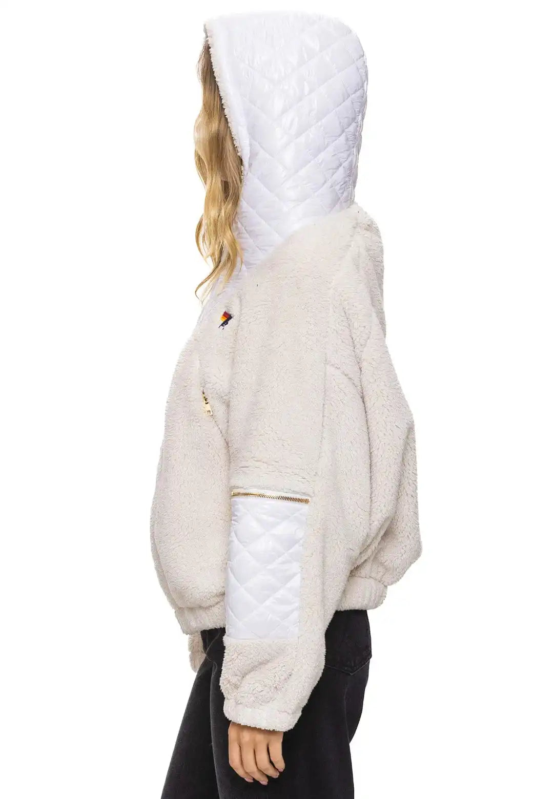 aviatornationhoodie.it.com