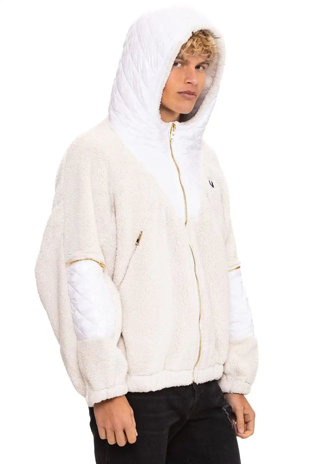 aviatornationhoodie.it.com