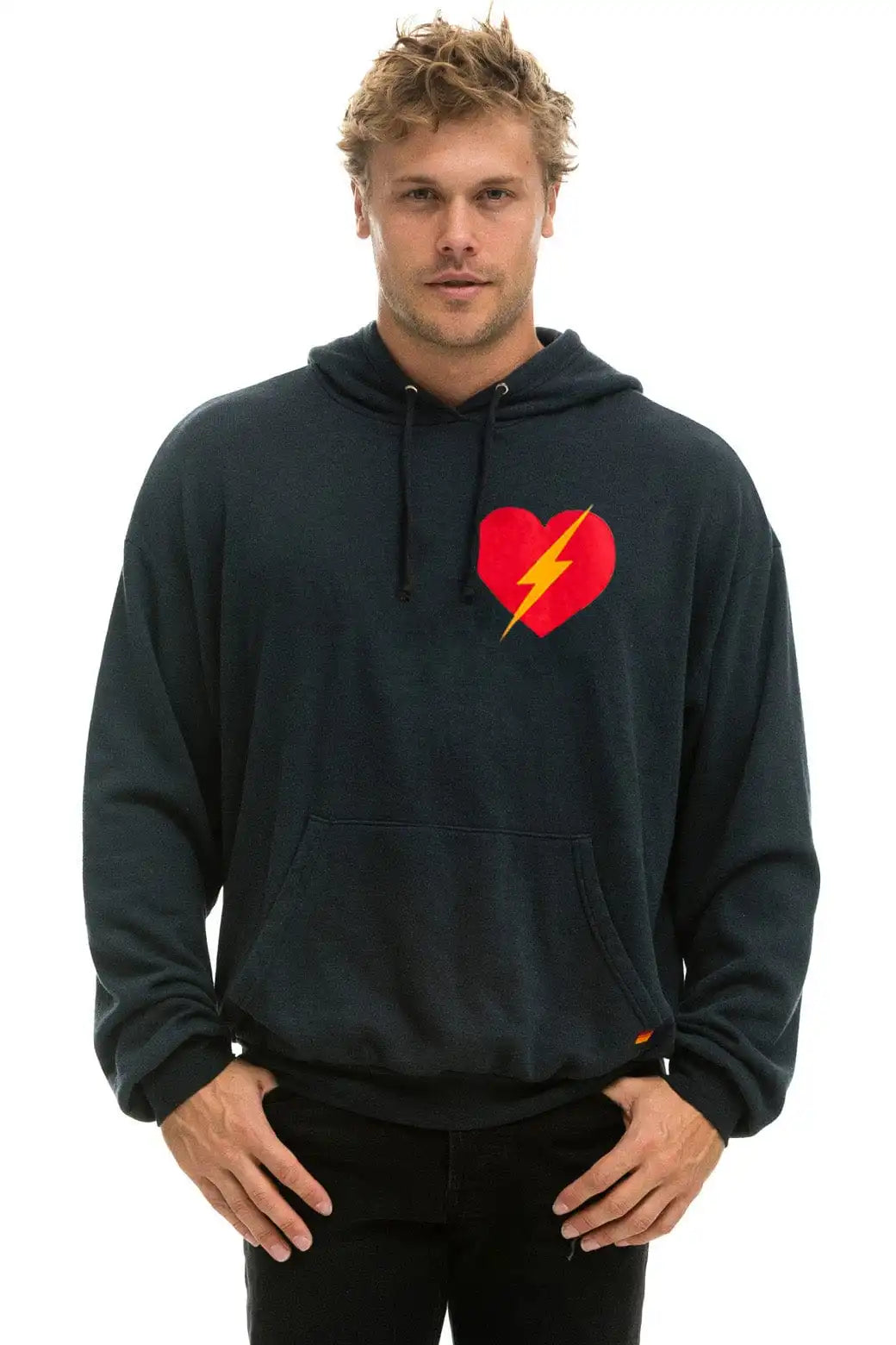 aviatornationhoodie.it.com