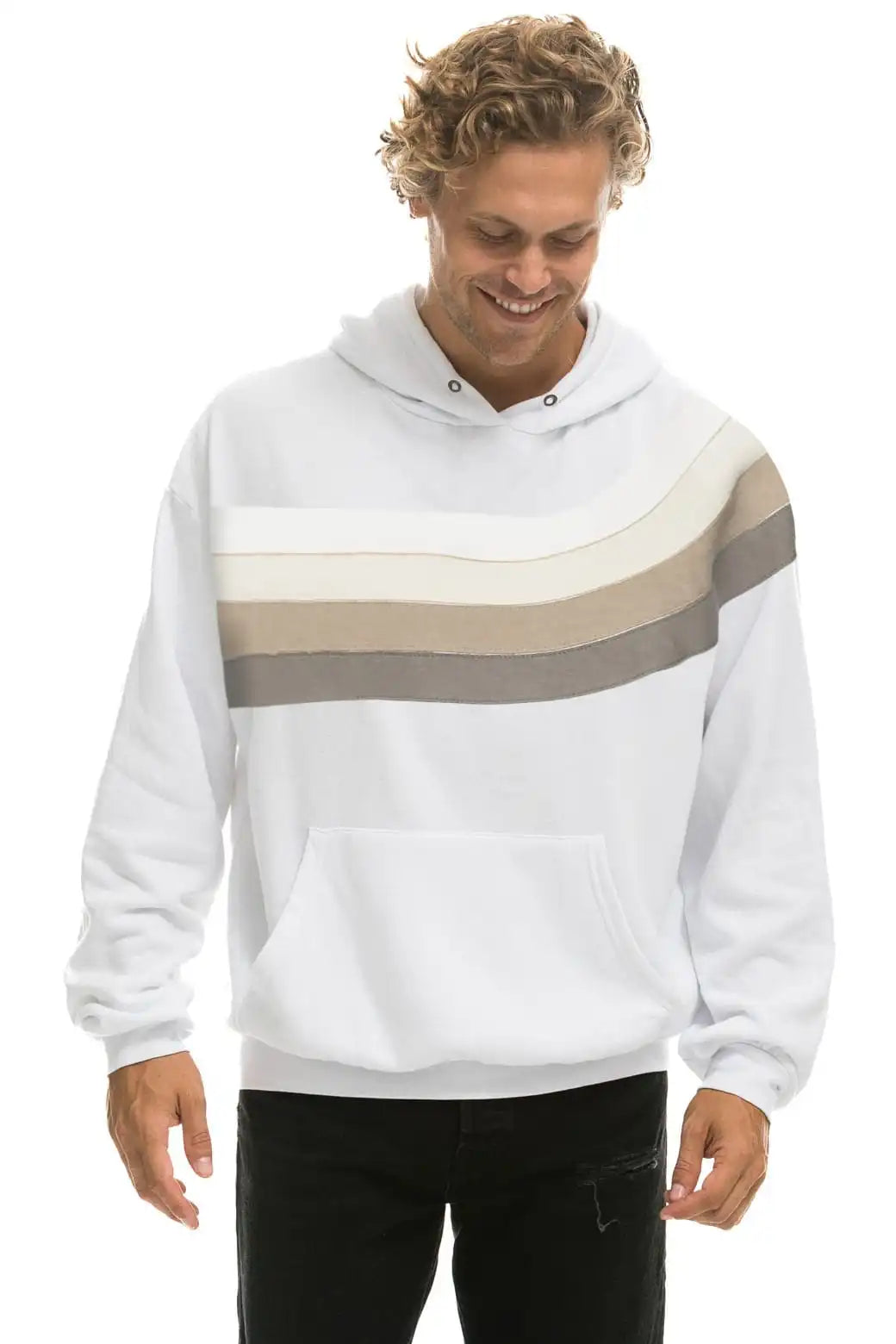 aviatornationhoodie.it.com