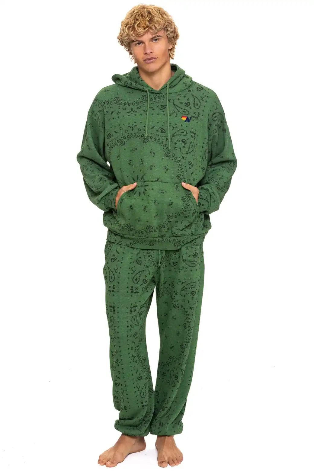 aviatornationhoodie.it.com
