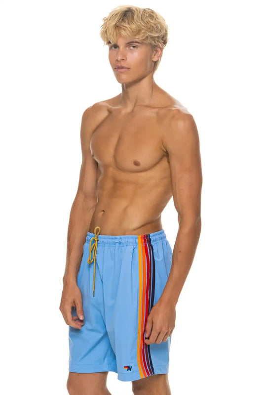 MEN'S 5 STRIPE FLEX SHORTS 7 INCH - SKY