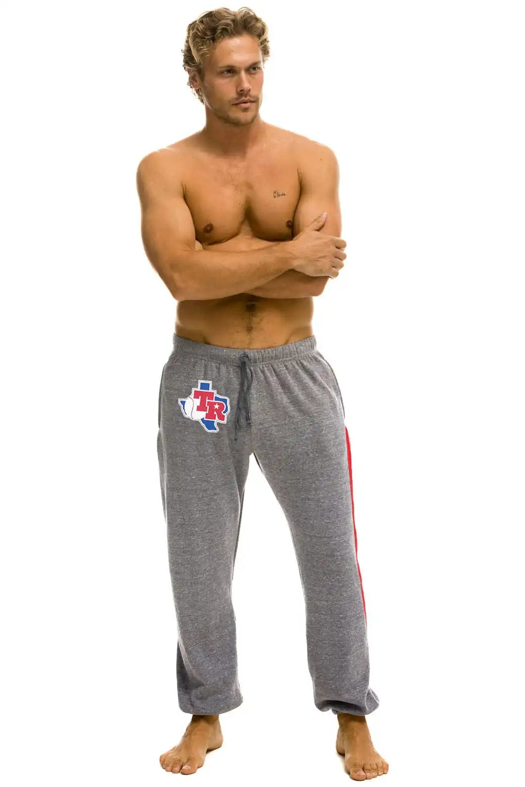 aviatornationhoodie.it.com
