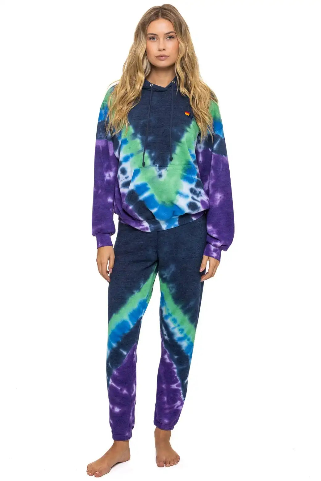 aviatornationhoodie.it.com