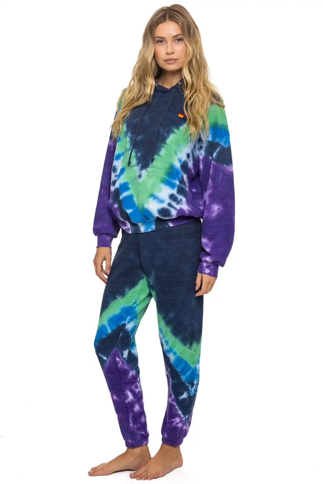 aviatornationhoodie.it.com