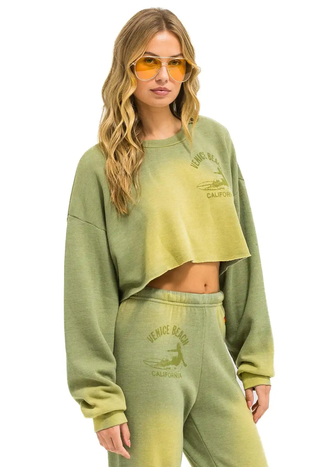 aviatornationhoodie.it.com