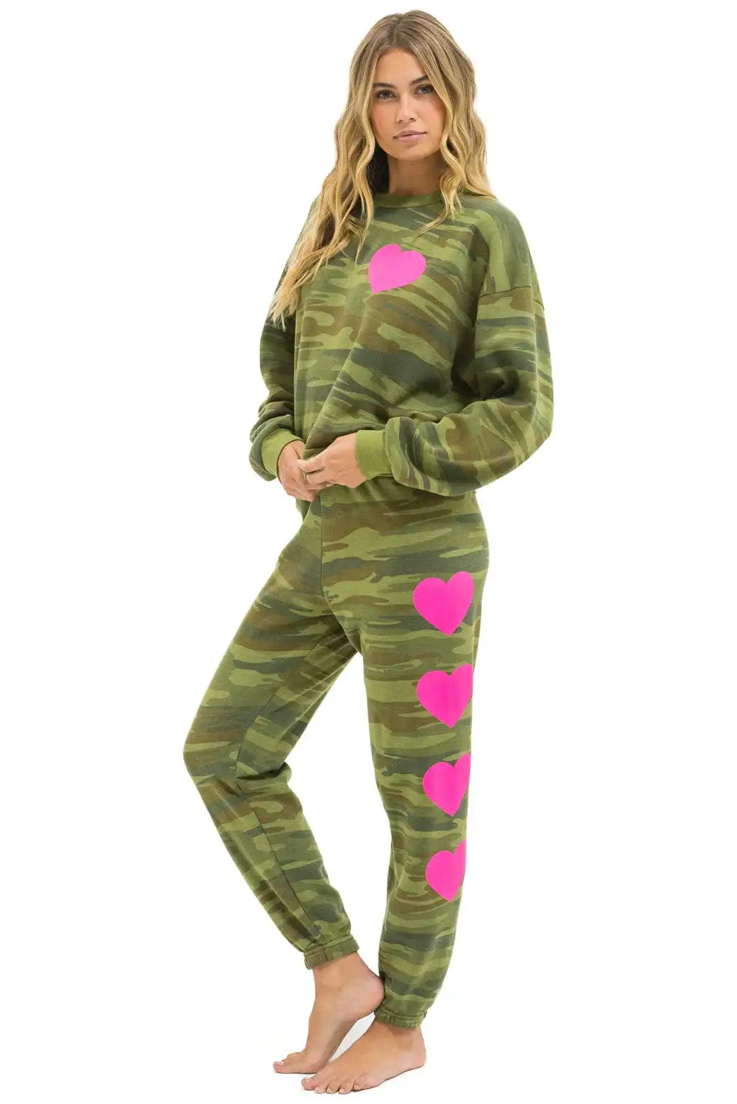 aviatornationhoodie.it.com