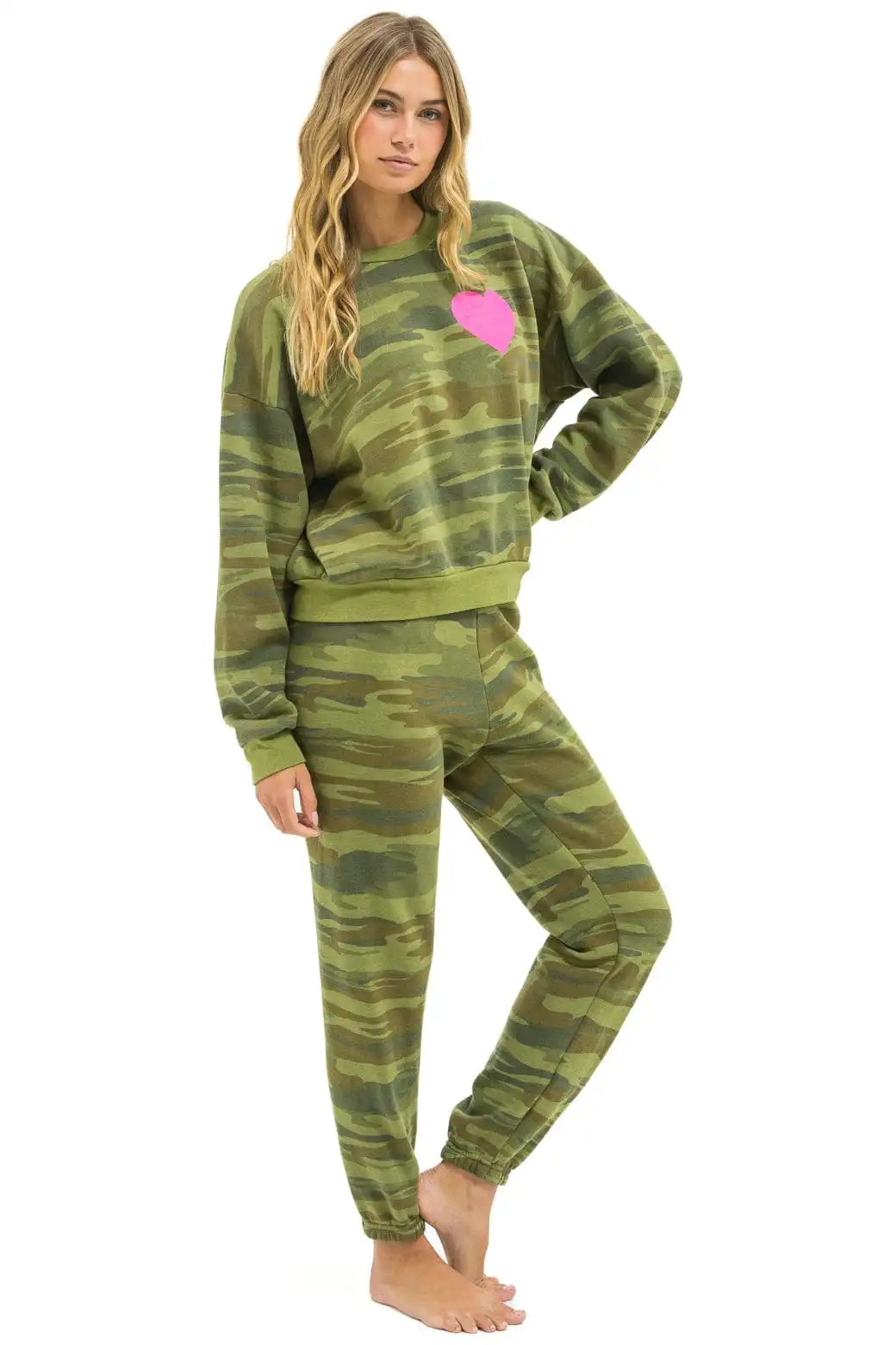aviatornationhoodie.it.com
