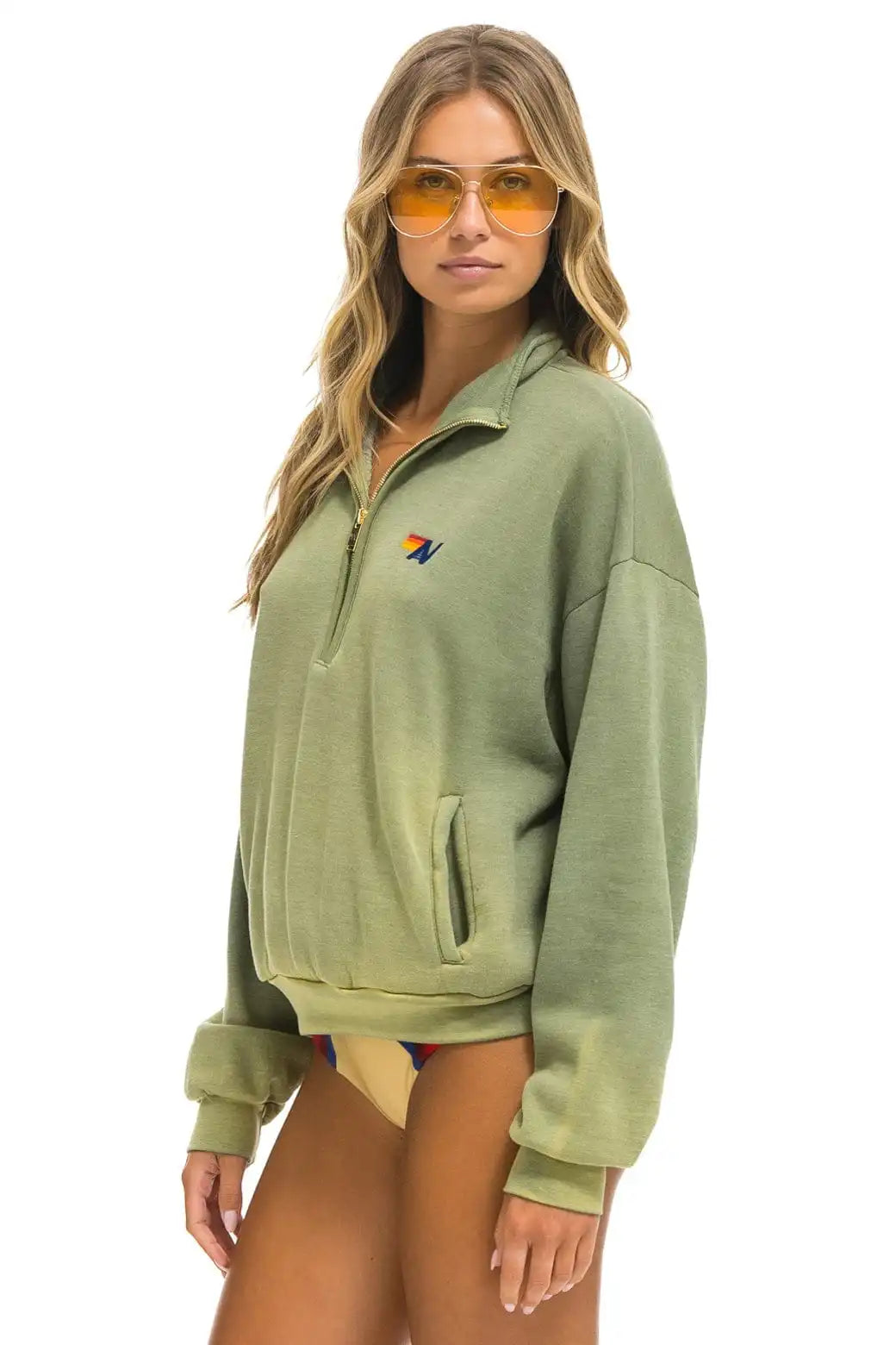 aviatornationhoodie.it.com