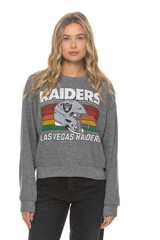 LAS VEGAS RAIDERS HELMET RELAXED CREW SWEATSHIRT - HEATHER GREY