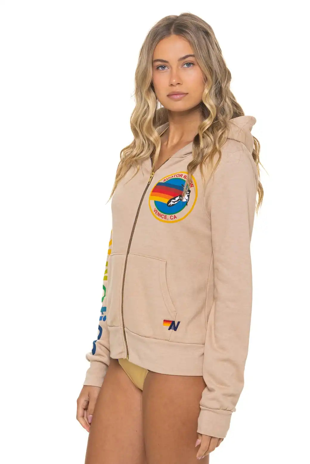 aviatornationhoodie.it.com