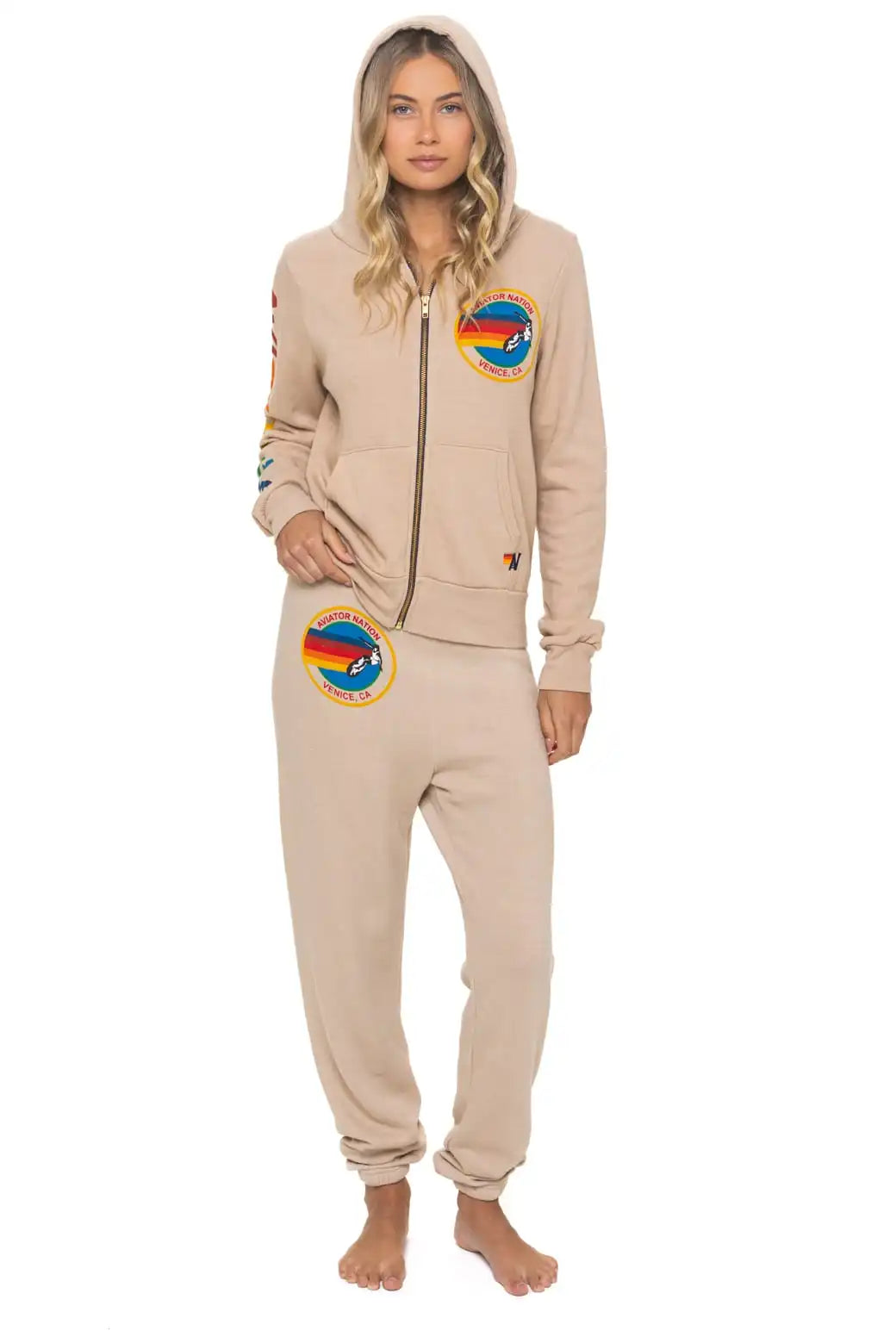 aviatornationhoodie.it.com