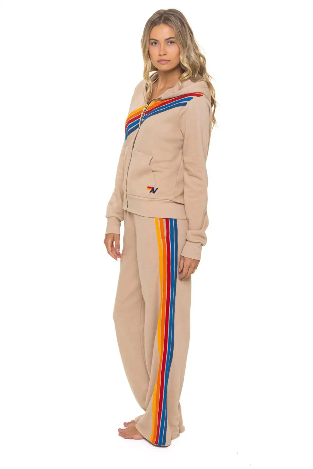 aviatornationhoodie.it.com