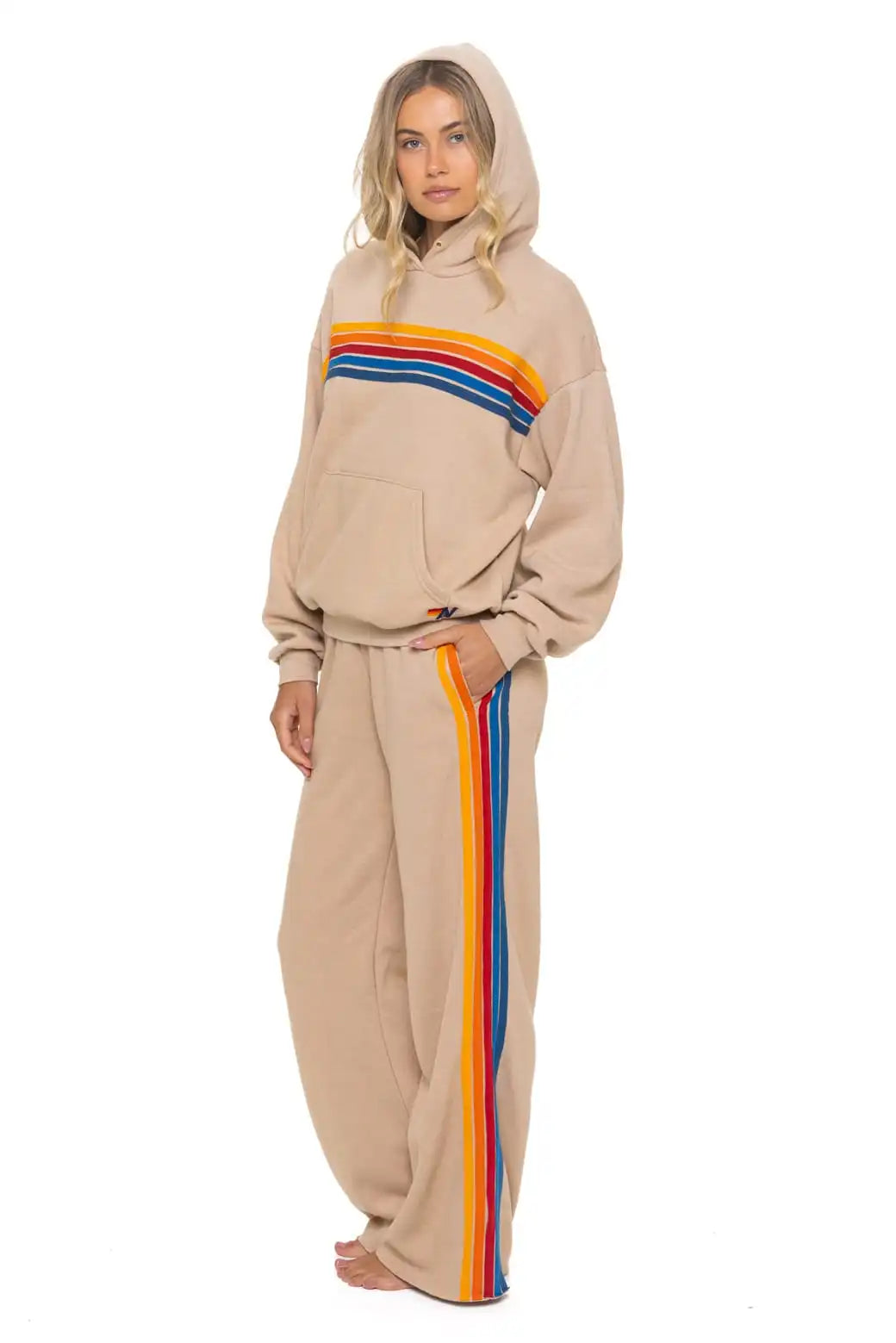 aviatornationhoodie.it.com