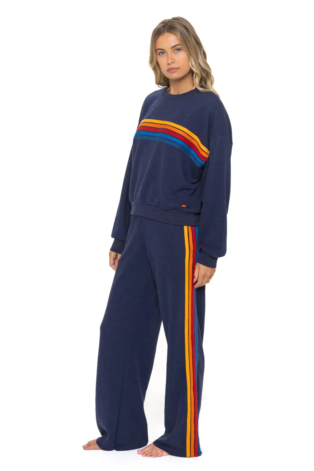 aviatornationhoodie.it.com