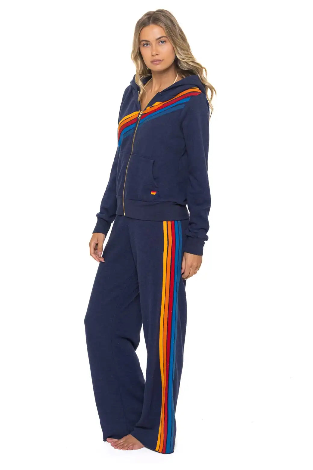 aviatornationhoodie.it.com
